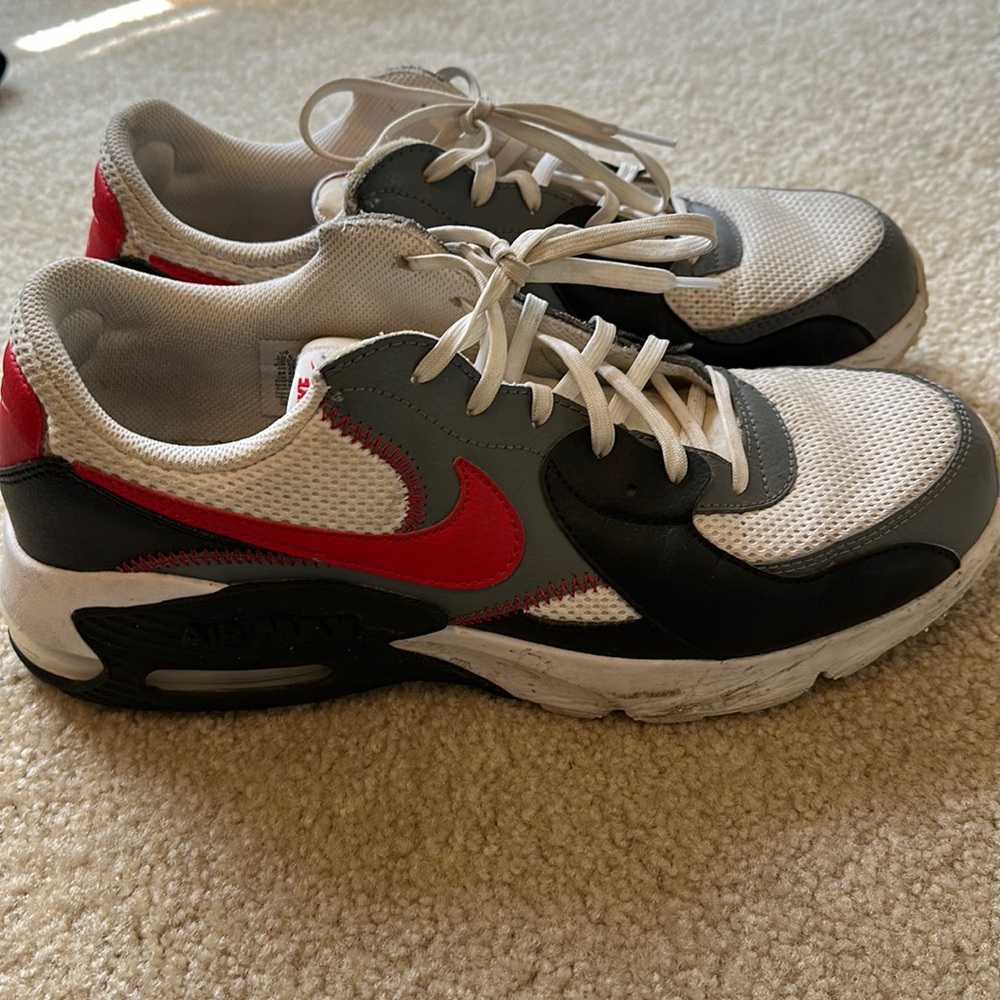 Nike Air men’s size 10.5
